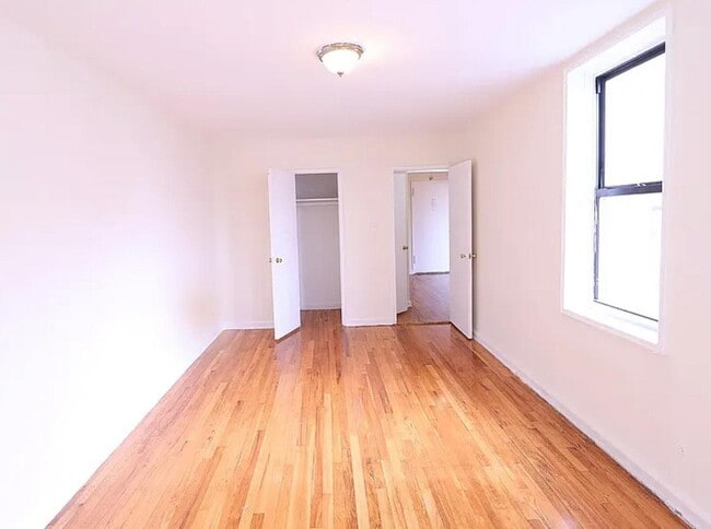 Photo - 1623 3rd Ave