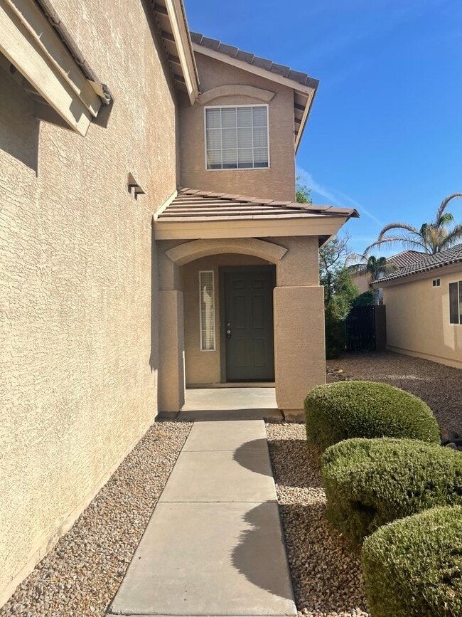 Photo - San Tan Valley, 4 bed, 3 bath, huge loft, 2300 sqft