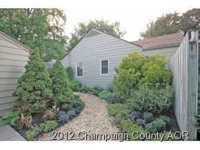 Photo - 3 Bedroom close to parks and schools