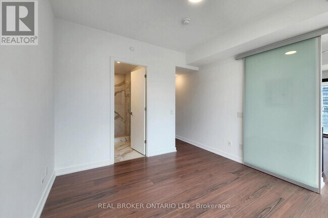 Photo - 55 Ontario St Unit 1208
