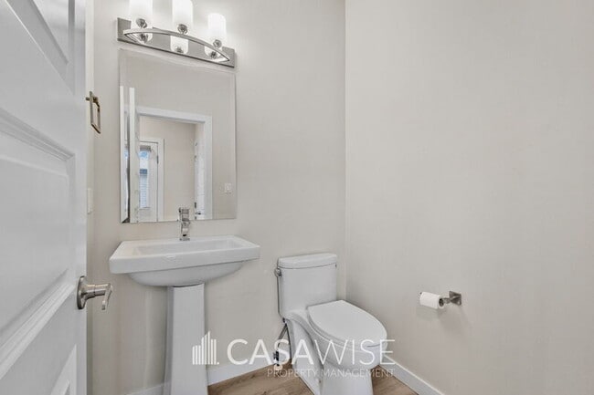 Photo - 6536 Chappelle Vis S W