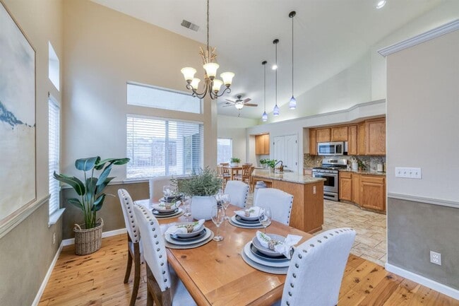 Photo - Gorgeous 3/2 Home in well established Clov...