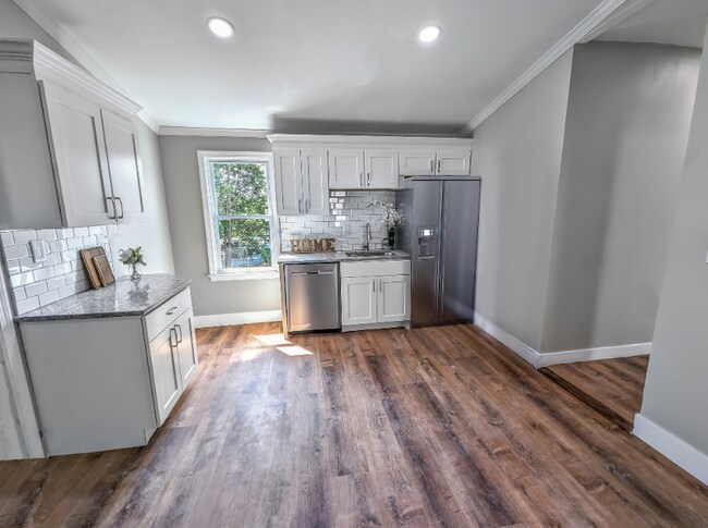 Photo - 31 Oberlin St Unit 1