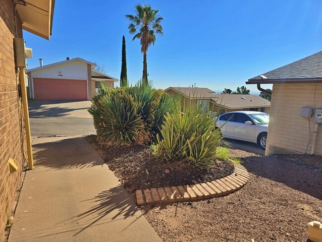 Photo - Mountain view cozy Home Ready for move in