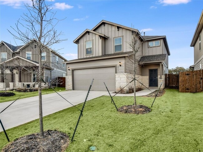 Photo - 441 Bella Luna Way