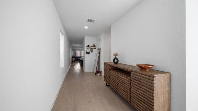 Photo - Move-in ready 4-bedroom, 2-bath home in Meadow Park!