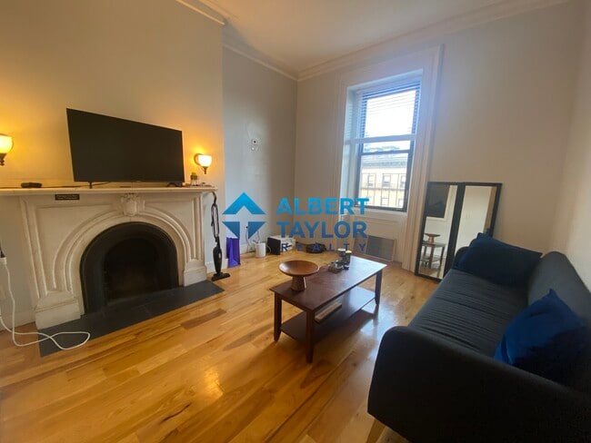 Photo - 109 Beacon St