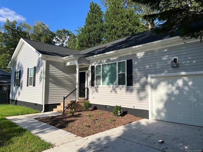884 Cascade Dr