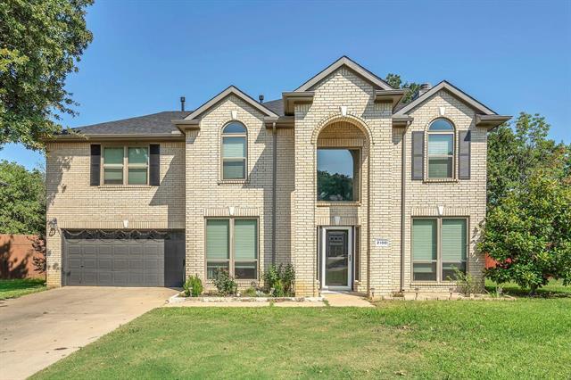 Building Photo - 2100 Acorn Bend