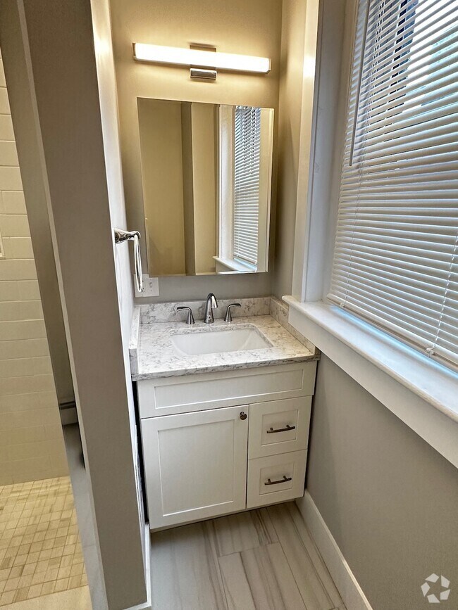 Building Photo - 1284 Commonwealth Ave Unit 6 Rental