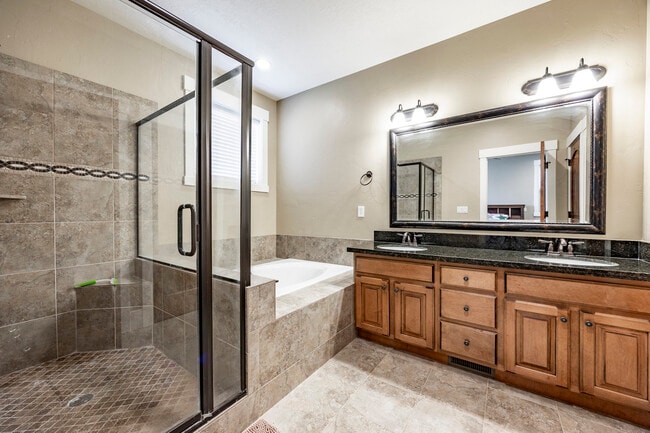 Photo - 852 W Carving Edge Ct