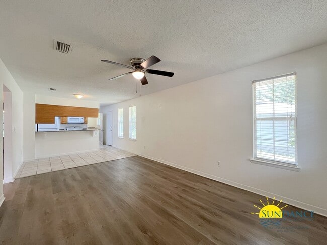 Photo - Inviting 2 Bedroom Duplex in Crestview!