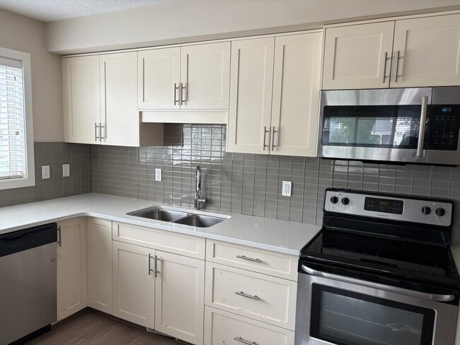 Photo - 5722 Gordon Rd