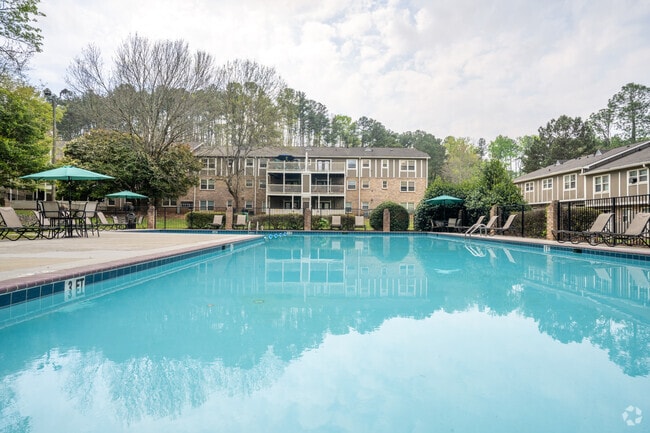 Building Photo - The Crossing at Henderson Mill Apartment Homes