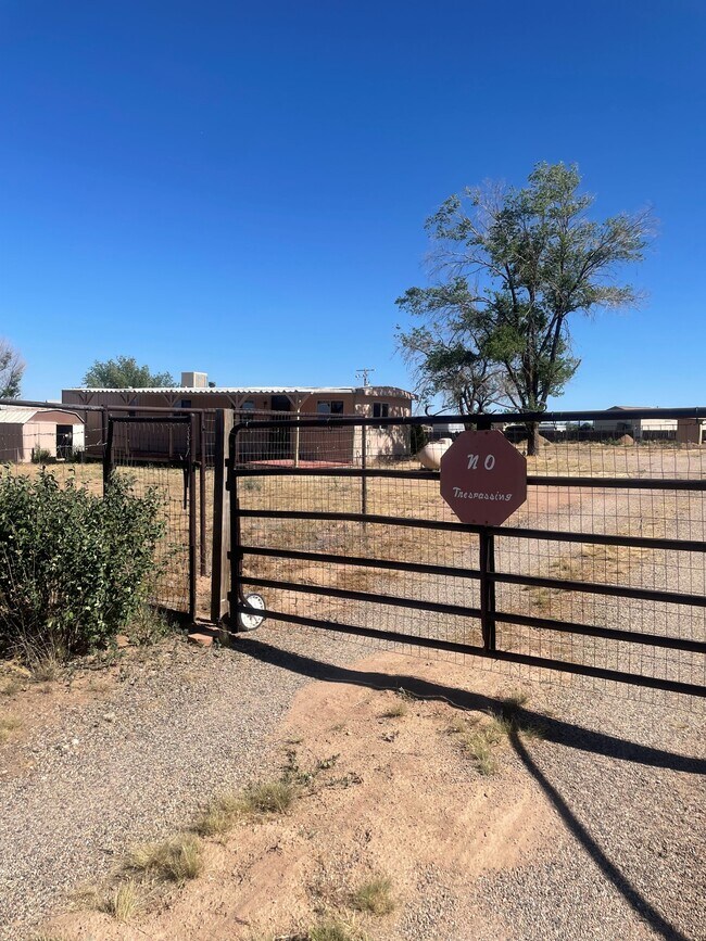 Photo - 2415 W Rd 4 N