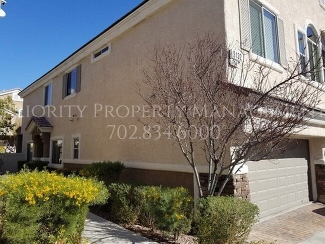 Photo - Beautiful 1600+ sq ft. 3 bedroom ~ UPGRADED!