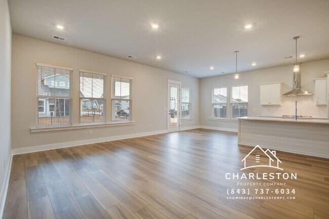 Photo - 412 Parish Farms Dr