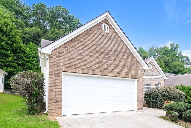 Building Photo - 11 Harper's Farm Dr