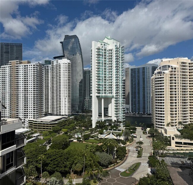 Photo - 520 Brickell Key Dr Unit A1910