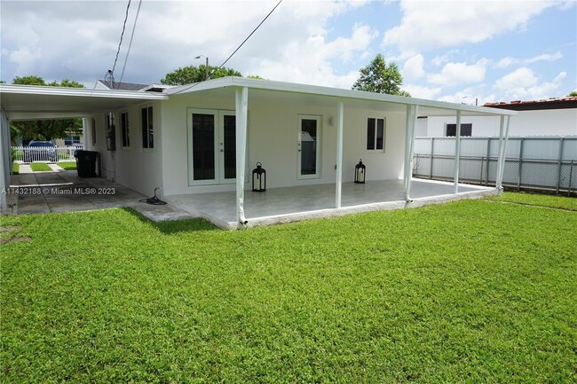 Photo - 5410 SW 4th St