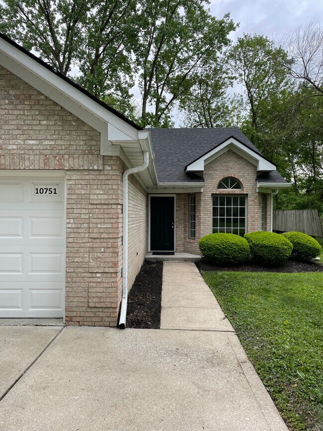 Photo - 10751 Ruckle St Townhome