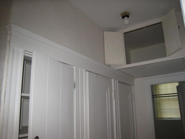 Photo - 2007 Commonwealth Ave