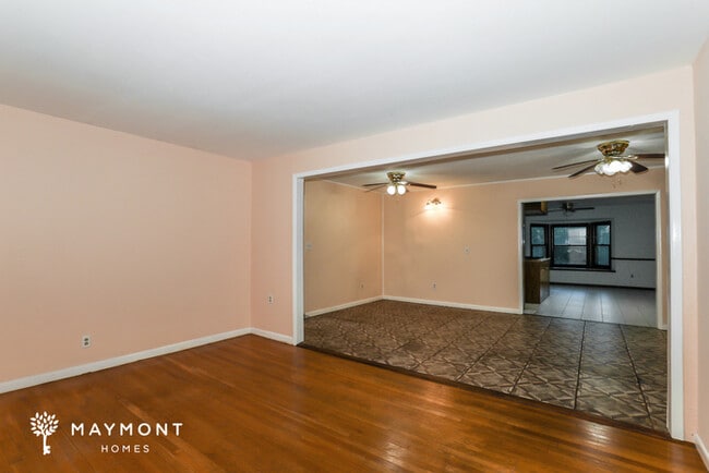 Photo - 1146 E Fayetteville Rd