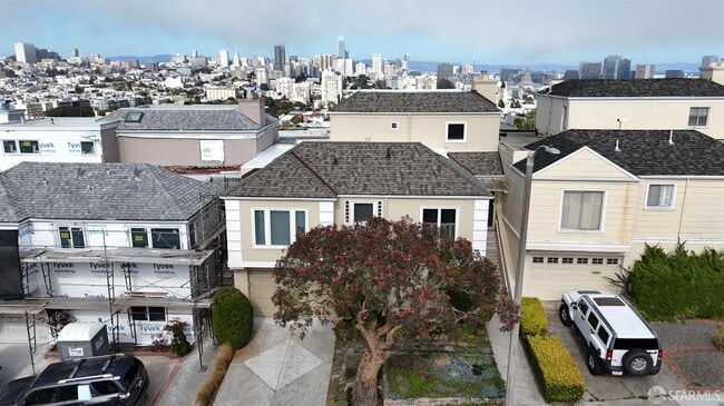 Photo - 72 Fortuna Ave