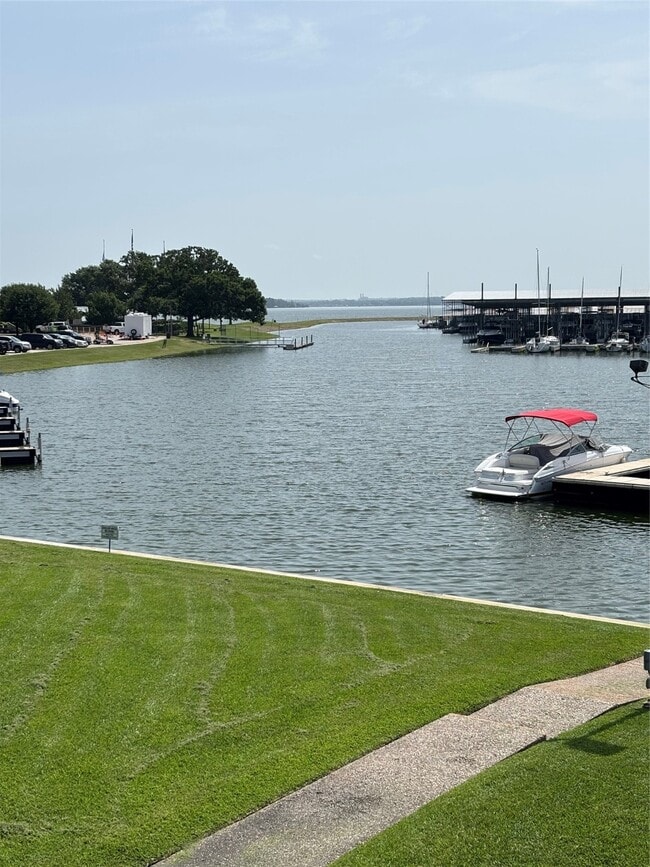 Building Photo - 12600 Melville Dr Unit A215