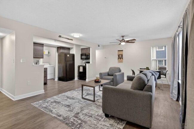 800 Alexander Rd Unit SI ID1372307P