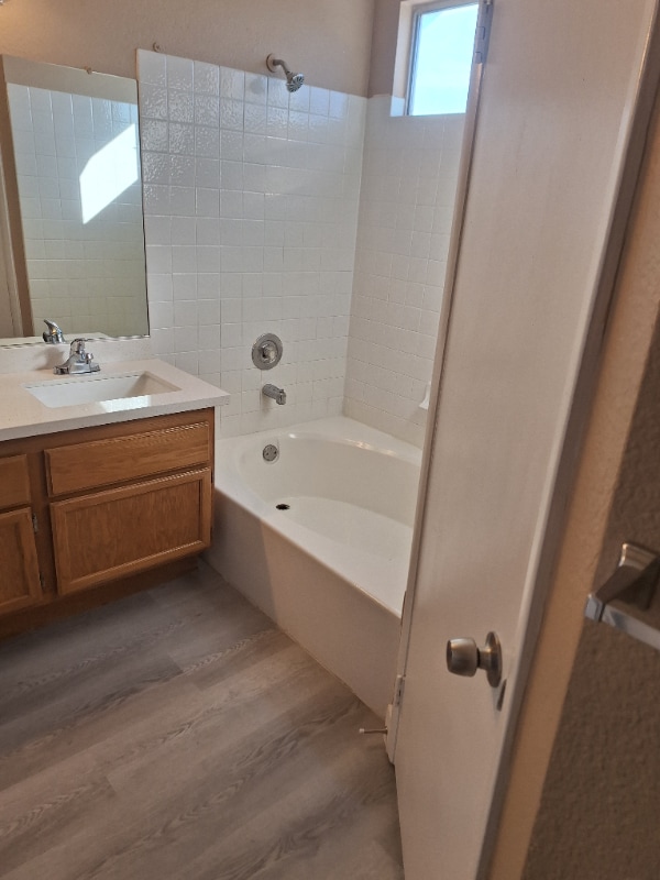 Photo - 2241 La Mark Ave