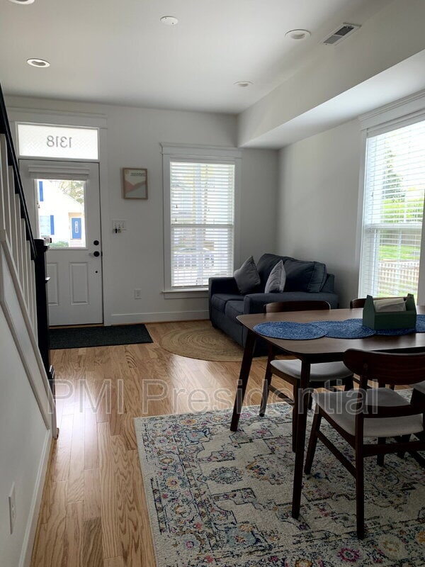 Photo - 1318 N 34th St