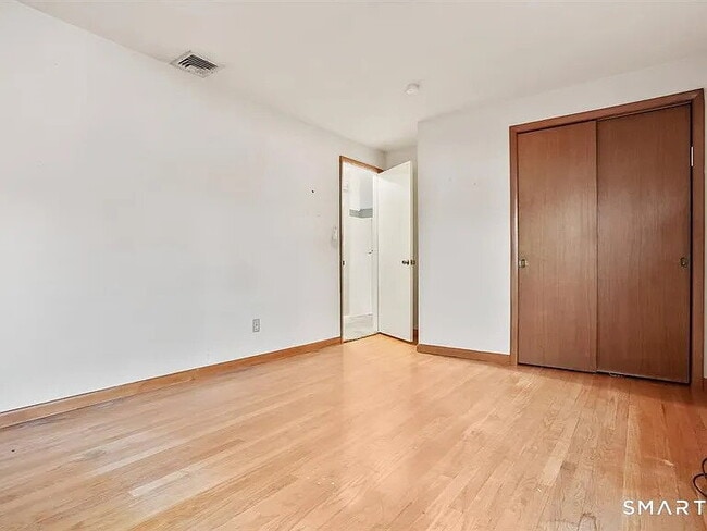 Photo - 4 bedroom ranch offering comfortable single-level