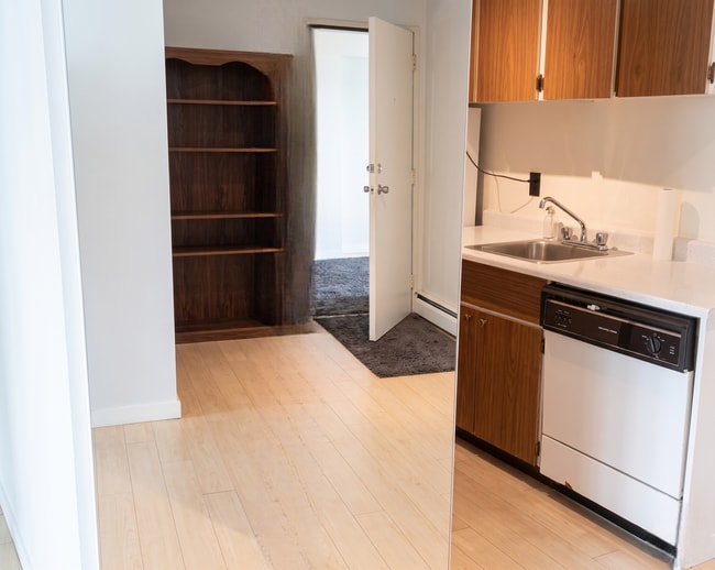 7280 Lindsay Rd Unit 1 Bedroom + Office Top Floor Apartment