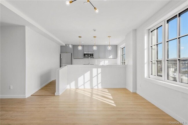 Photo - 139 Fifth Ave Unidad 5c