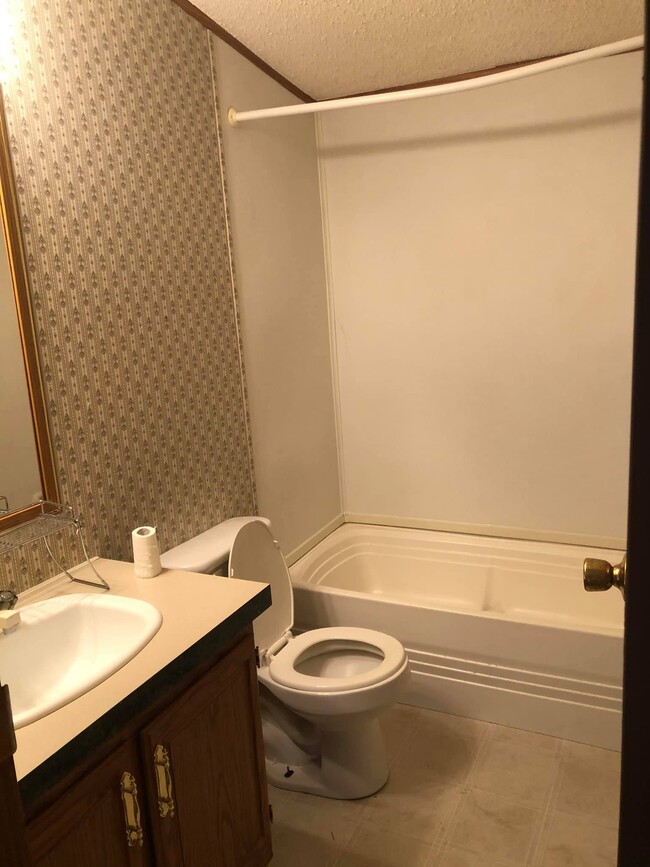 Photo - 3506 S Camellia