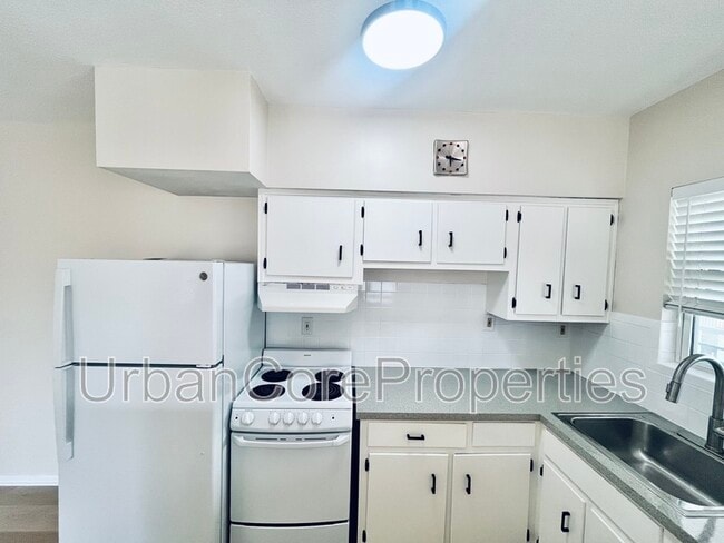 Photo - 115 7th Ave N Unit #6