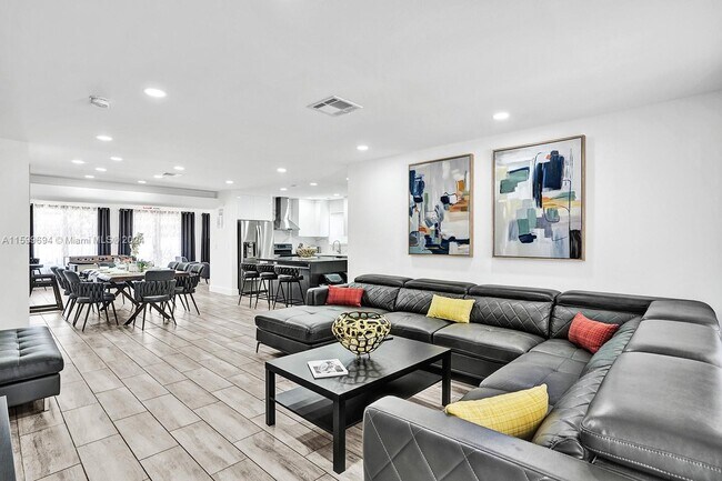 Photo - 1206 Lincoln St