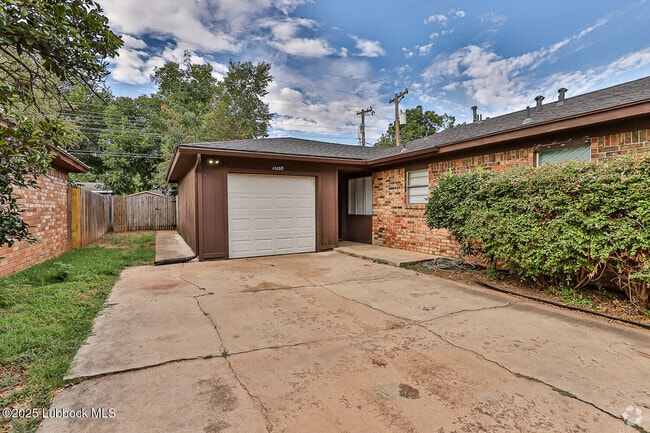 Building Photo - 4305 52nd St Rental