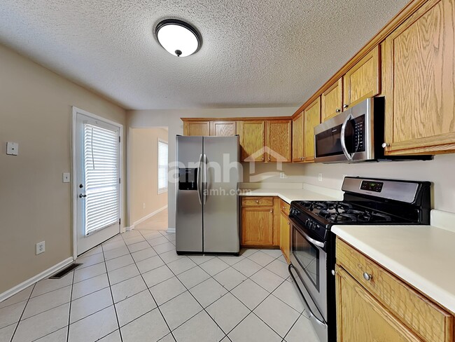 Photo - 76 Oak Springs Ln