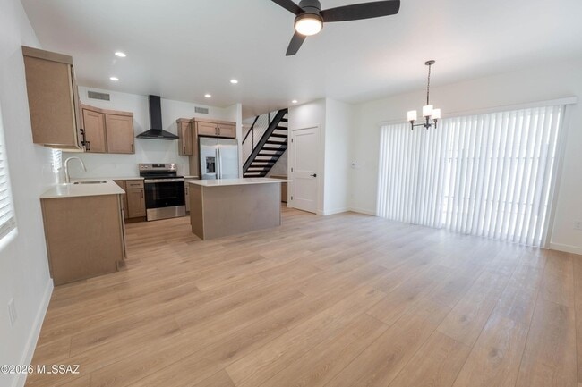 Photo - 1300 N Rook Ave