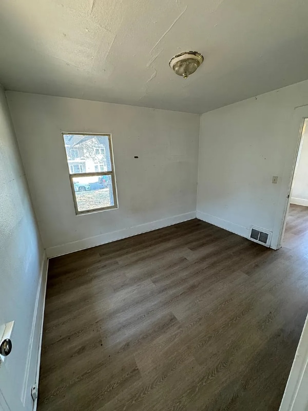 Photo - 225 SE Vine Ln