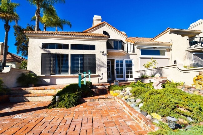 Photo - Townhouse with Bay Views!
