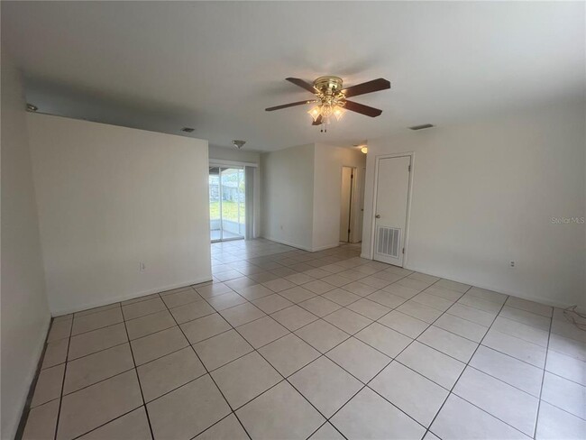 Photo - 21323 Meehan Ave