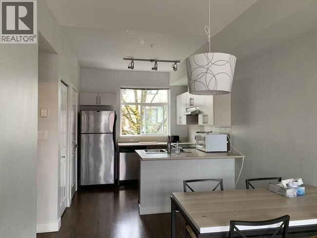 Photo - 5568 Kings Rd