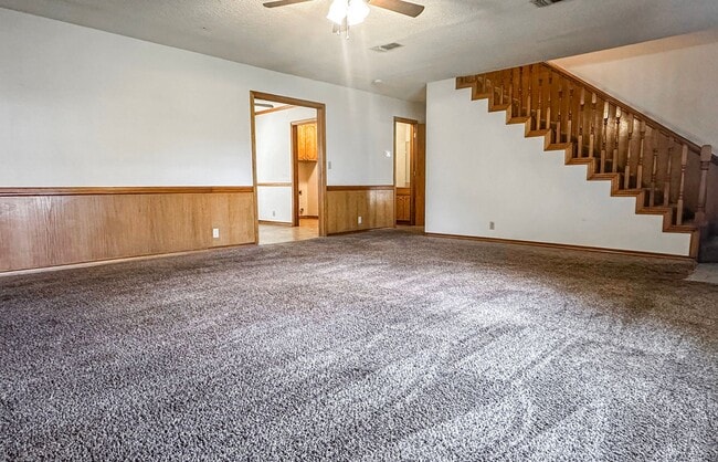 Photo - 3 Bedroom 2.5 Bath House in Texarkana, TX