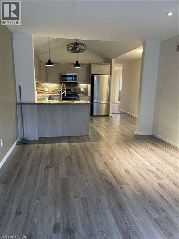 Photo - 11 Hackberry Ln