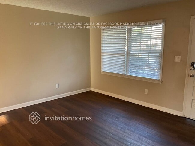 Photo - 2595 Pamela Dr SW