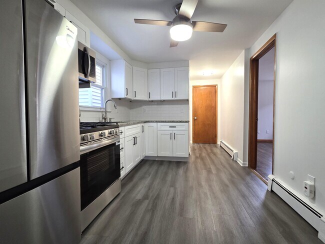 Photo - 195 South St Unit 2