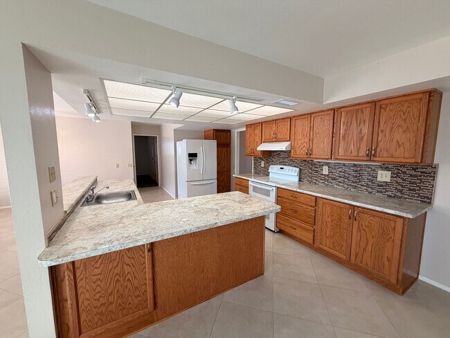 Photo - Large 2Bdm 2Ba Sun City Home